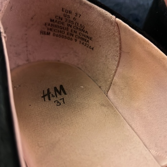 H&M black pointy flats woman’s sz 7 - Picture 2 of 4
